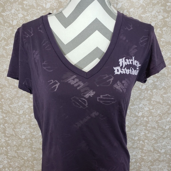 Harley-Davidson Tops - Womens Harley-Davidson V-neck Tee